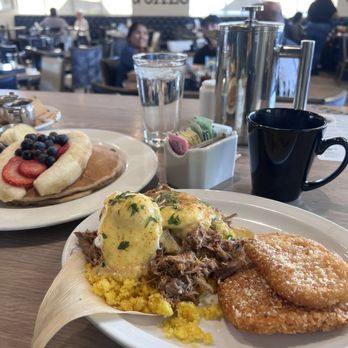 Hash Kitchen Arcadia - Cristina's Tamale Cakes Benedict and Post-Workout Pancakes, French press - Breakfast & Brunch Near Me - Phoenix, Arizona