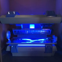 Sunkissd Tan - Open Sun UVB Bed