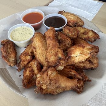 Fratelli’s Pizzaria - Chicken wings - Pizza Near Me - West Greenwich, Rhode Island Fratelli’s Pizzaria - Chicken wings - Pizza Near Me - West Greenwich, Rhode Island