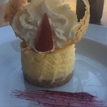 El Guapo - key lime pie - Bars Near Me - Cabo San Lucas, BCS El Guapo - key lime pie - Bars Near Me - Cabo San Lucas, BCS