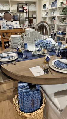 Williams-Sonoma by null