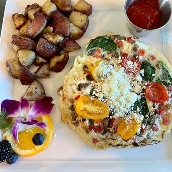 Brazos Bar & Bistro - Veggie Frutata - American Near Me - Waco, Texas Brazos Bar & Bistro - Veggie Frutata - American Near Me - Waco, Texas