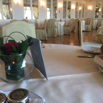 Grand Hotel Vesuvio - Breakfast hall - Hotels Near Me - Naples, NA