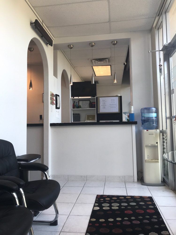 A TOUCH OF HEALTH 4600 Ocean Dr, Corpus Christi, Texas Massage