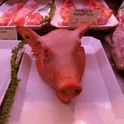 Marche Couvert De Nancy - At one of the boucherie