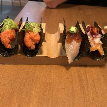 Oh Banzai - Spicy tuna, yellowtail jalapeño ponzu, salmon crunchy garlic chili - Japanese Near Me - Gardena, California