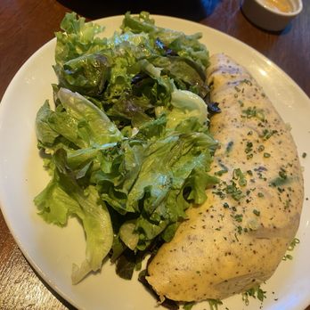 Wildflour Café + Bakery - Mushroom & asparagus omelette - Cafes Near Me - Makati, NCR