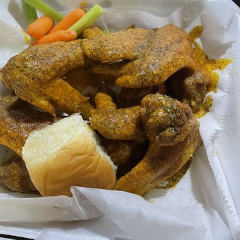 Big Myrt's Wings & Things - Honey gold with lemon pepper - Chicken Wings Near Me - Memphis, Tennessee Big Myrt's Wings & Things - Honey gold with lemon pepper - Chicken Wings Near Me - Memphis, Tennessee