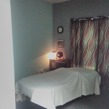 Infinity Massage - The room you will enjoy a relaxing and soothing massage. - Massage Therapy Near Me - Louisville, Kentucky Infinity Massage - The room you will enjoy a relaxing and soothing massage. - Massage Therapy Near Me - Louisville, Kentucky