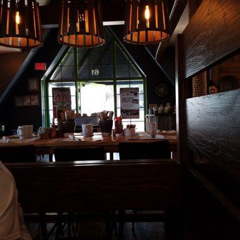 First Watch - Rustic decor. - Breakfast & Brunch Near Me - Phoenix, Arizona