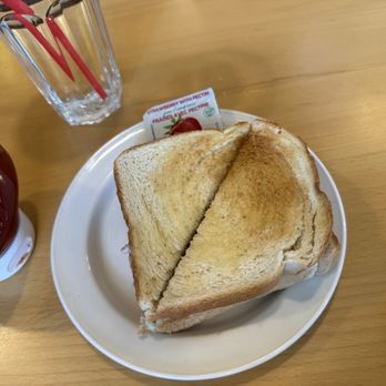 Sunset Grill - Toast - Breakfast & Brunch Near Me - Brampton, Ontario
