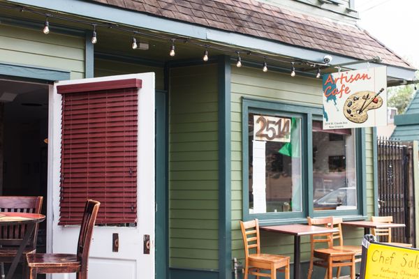 Artisan Bar & Cafe by null