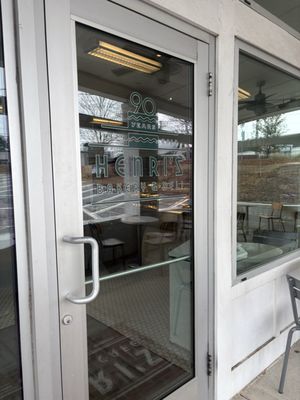 Henri's Bakery & Deli by null