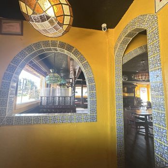 Toños Restaurant - Enterance - Mexican Near Me - Buellton, California Toños Restaurant - Enterance - Mexican Near Me - Buellton, California