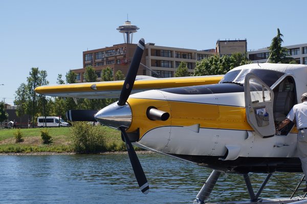 Kenmore Air - Lake Union by null
