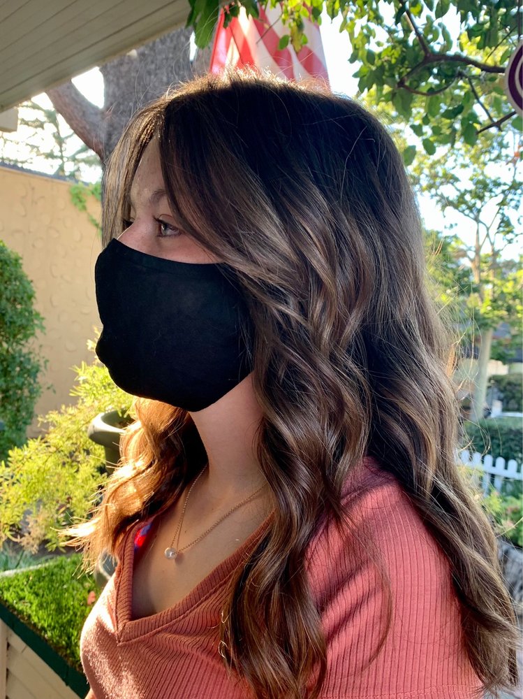 Tamed Mane Parlor Photos