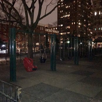Washington Square Park - Swing set - Parks Near Me - New York, New York Washington Square Park - Swing set - Parks Near Me - New York, New York