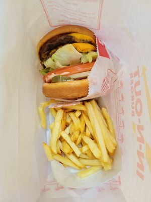 In-N-Out Burger by null