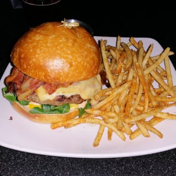 The Vig Fillmore - Vigazz Burger - New American Near Me - Phoenix, Arizona