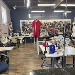 Dundee Tailor & Boutique