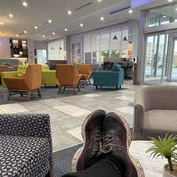 Decided to stay another day ! This lobby is so accommodating! Decided to stay another day ! This lobby is so accommodating!
