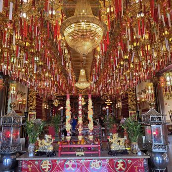 Thien Hau Temple - Inside - Buddhist Temples Near Me - Los Angeles, California Thien Hau Temple - Inside - Buddhist Temples Near Me - Los Angeles, California