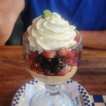 Duke's Seafood - Kent - White chocolate mousse - Seafood Near Me - Kent, Washington Duke's Seafood - Kent - White chocolate mousse - Seafood Near Me - Kent, Washington