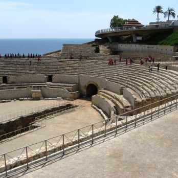 Roman Amphitheatre - Landmarks & Historical Buildings Near Me - Tarragona, T