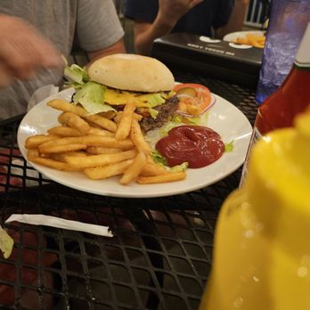 JP's Hideout - American Near Me - Cottleville, Missouri