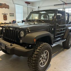 Jacksonville Van & 4 X 4 Center - 2014 Wrangler