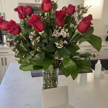 Rosemantico Flowers - Florists Near Me - Whittier, California Rosemantico Flowers - Florists Near Me - Whittier, California