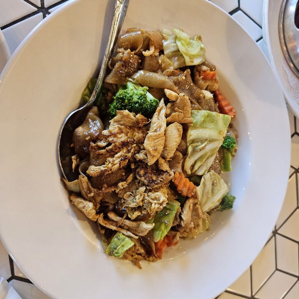 Urban Thai Kitchen - Pad see eew - Thai Near Me - San Diego, California Urban Thai Kitchen - Pad see eew - Thai Near Me - San Diego, California