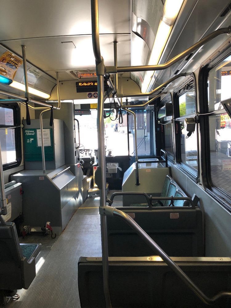 BLOOMINGTON TRANSIT CENTER 3rd & Walnut, Bloomington, Indiana Bus