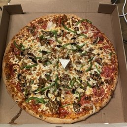 Deluxe Specialty Pizza Deluxe Specialty Pizza