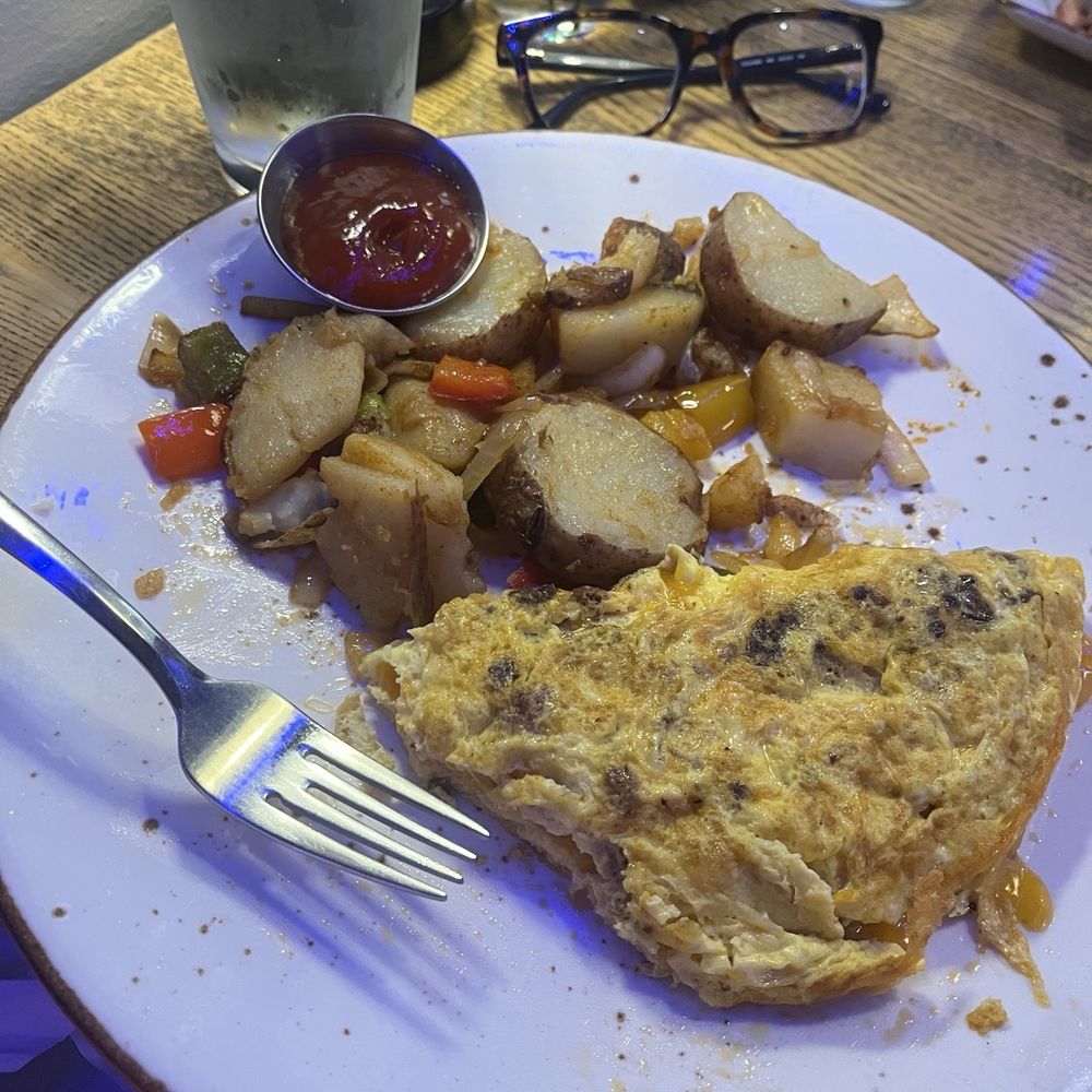 Canton St Social - The chorizo omelette with fried potatoes - New American Near Me - Roswell, Georgia Canton St Social - The chorizo omelette with fried potatoes - New American Near Me - Roswell, Georgia
