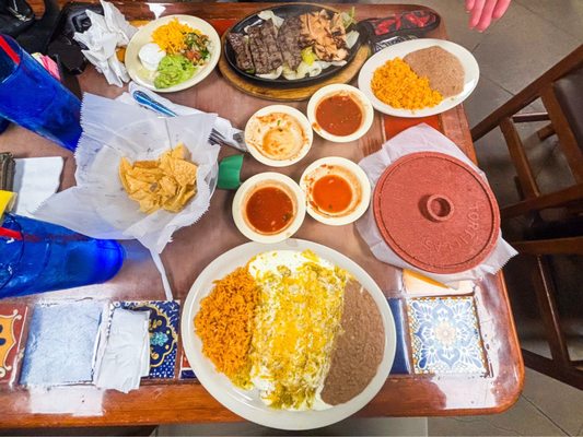 El Pueblito by null