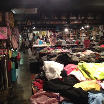 88 Tees - Women's Clothing Near Me - Honolulu, Hawaii