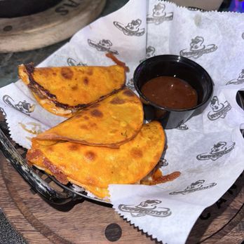 Kalaveras - Mexican Near Me - Burbank, California