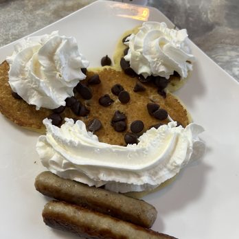 Avi'ari Cuisine - Breakfast & Brunch Near Me - Shelby Township, Michigan