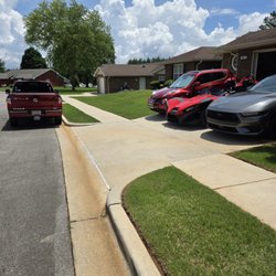 Freedom Powersports Huntsville - Home parked