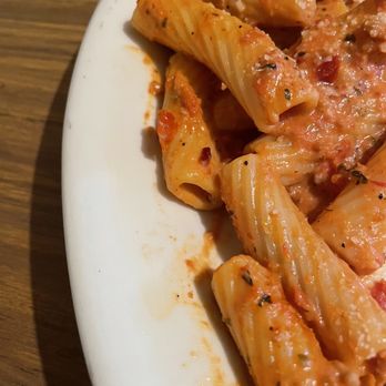 Guy's Italian Restaurant - Italian Near Me - Banning, California