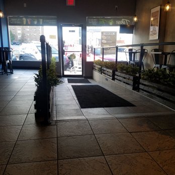 bb.q Chicken Upper Darby - Entrance - Korean Near Me - Upper Darby, Pennsylvania