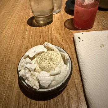 Cosme - Corn Husk Meringue ice cream - Mexican Near Me - New York, New York