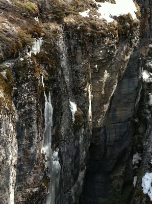 Maligne Canyon by null