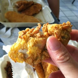 Sam's Southern Eatery - Best fried oyster in my life so far!