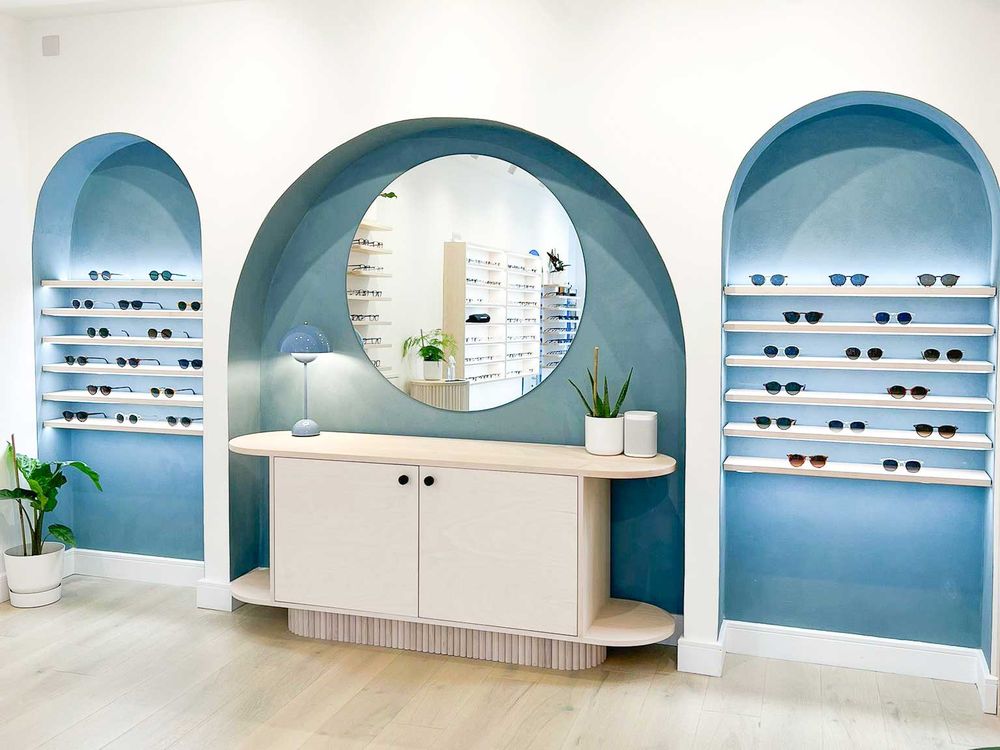 OLLIE QUINN 5 Market Street, Guildford, Surrey, United Kingdom