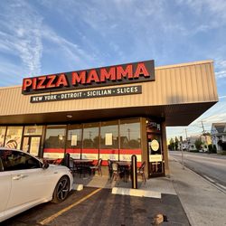 Pizza Mamma