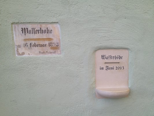 Historische Wurstkuchl by null