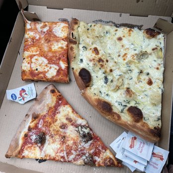 Artichoke Basille's Pizza - Pizza Near Me - Berkeley, California
