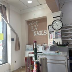LV Nails
